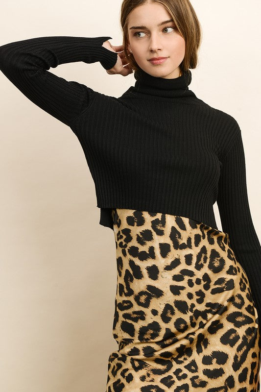 The Lucy Cropped Turtle Neck