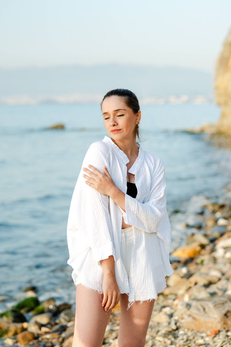 Moa - Black Evil Eye Muslin Kimono Robe / Poncho : White